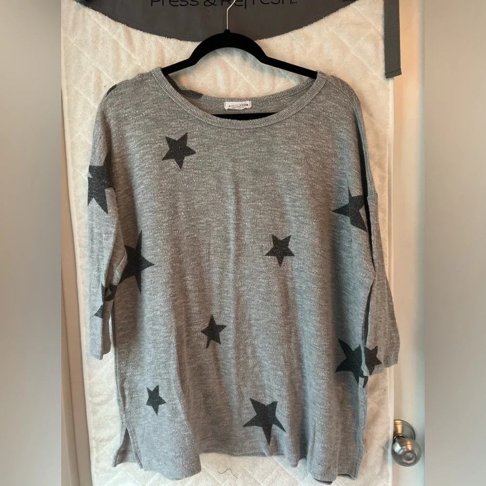 First Love by Lovelyn Oversized Star Top